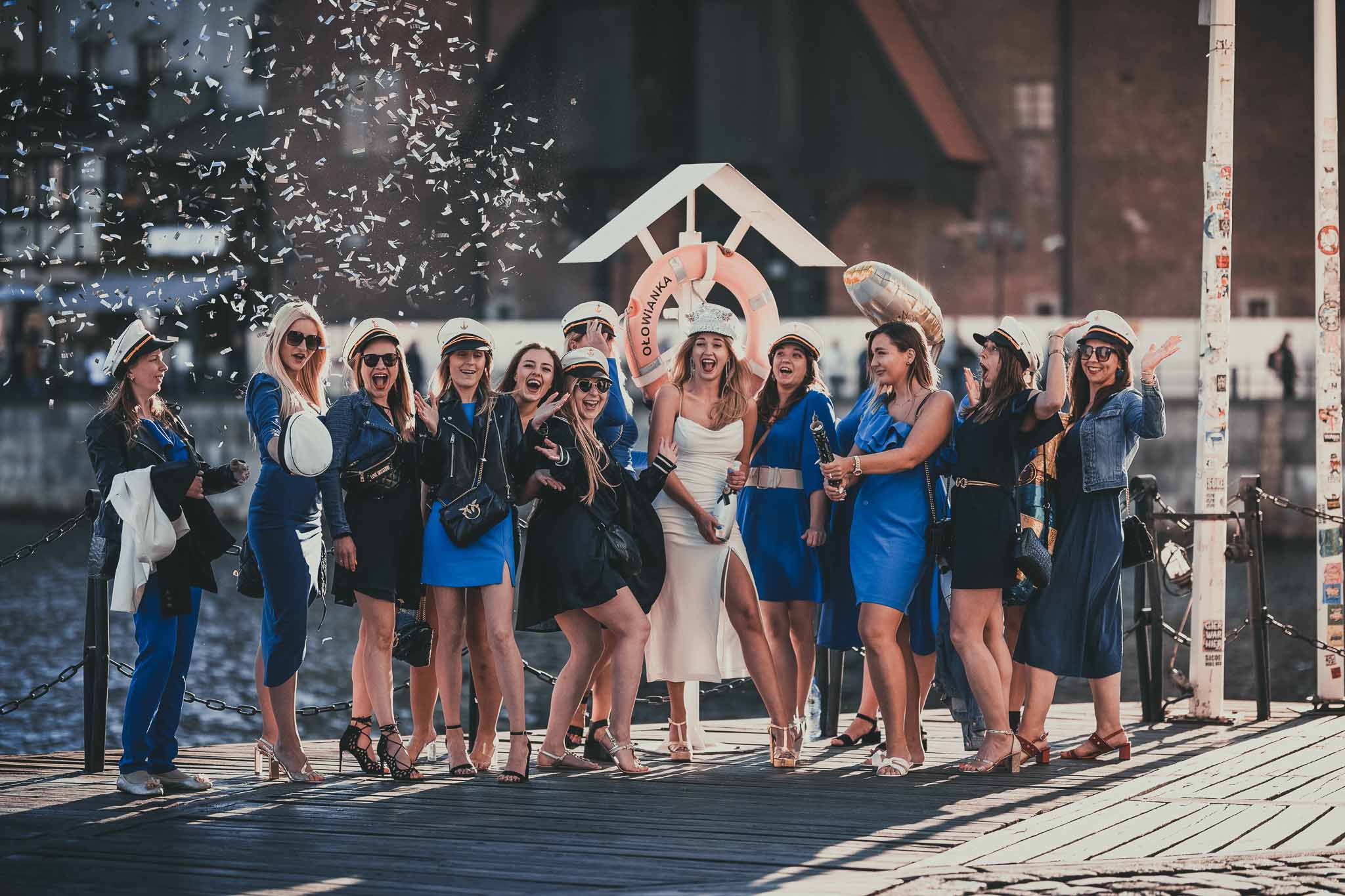 agata-zatorska-profoto-fotografia-sesja-reportazowa-sesja-panienska-panienski-32
